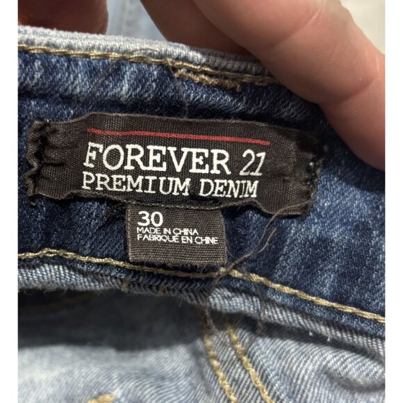 Forever 21 Premium Denim Light Wash Distressed High-Rise Shorts W/ Silver Heart - Picture 6 of 7